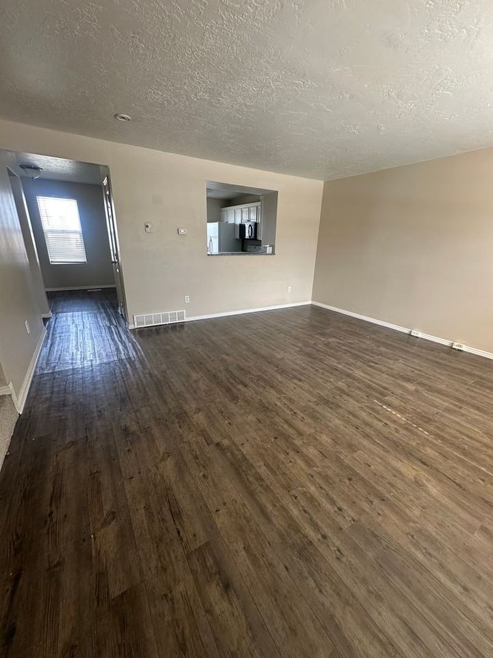 5736 W Loch Raven Ct - Photo 2 of 48