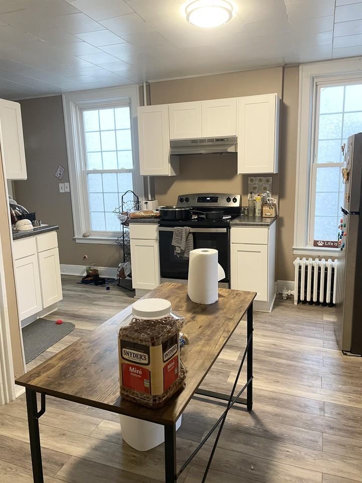 1501-1505 5th Avenue - Photo 2 of 12