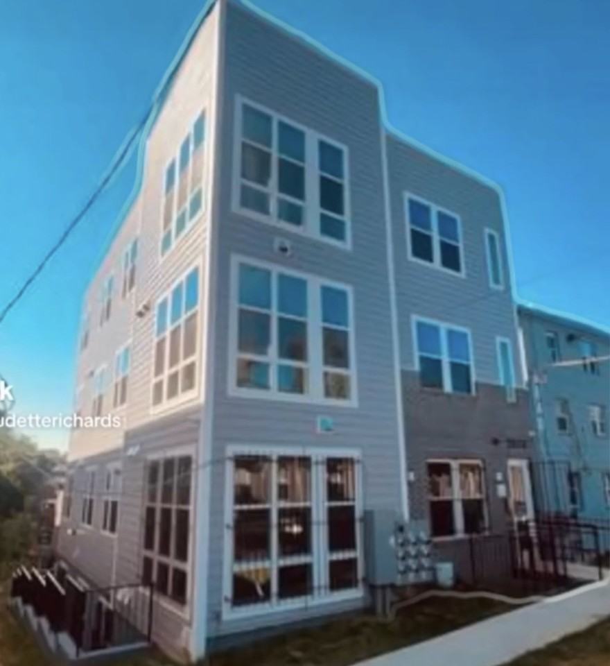 2838 Langston Place Southeast - Photo 2 of 7