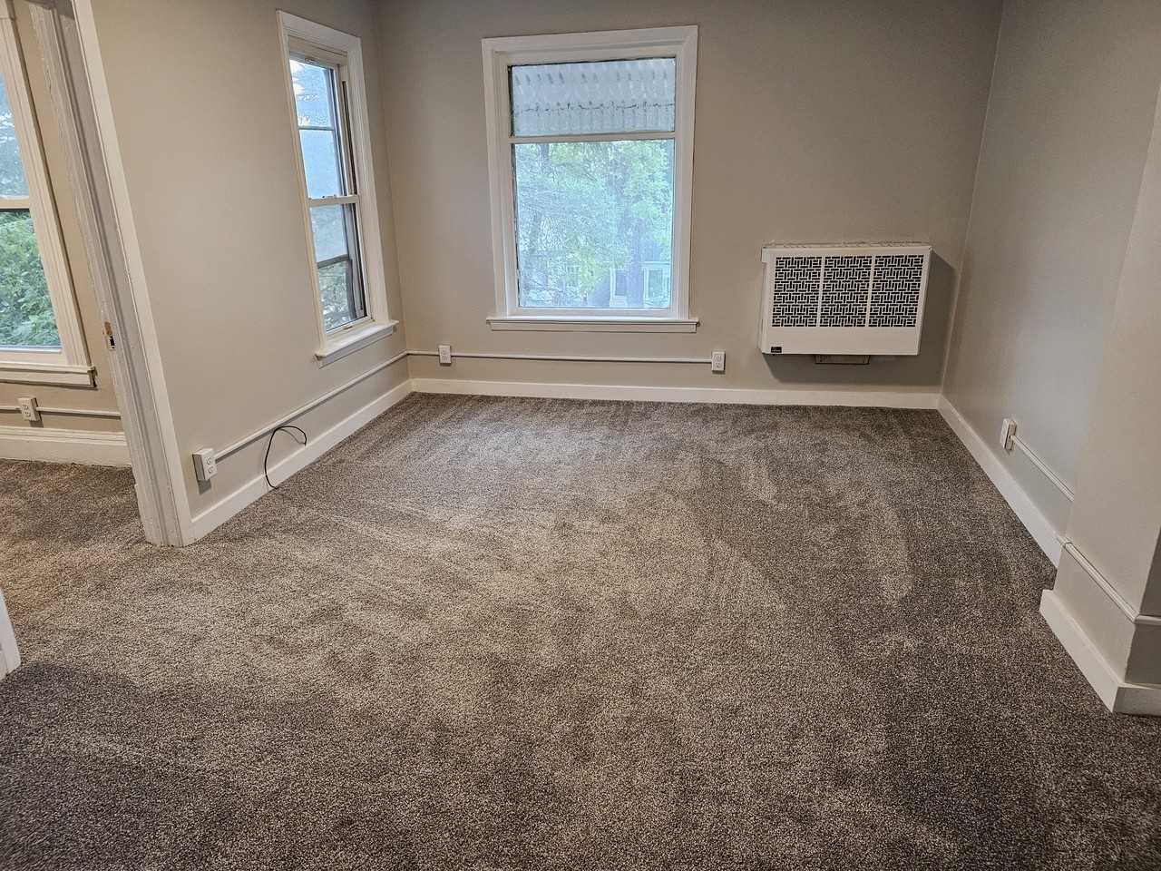 210 1/2 Adams Ave #210-1-2 - Photo 6 of 9