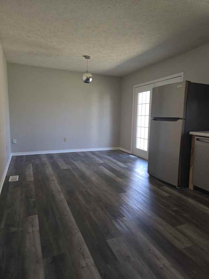 3111 Pawnee Dr #1 - Photo 4 of 18