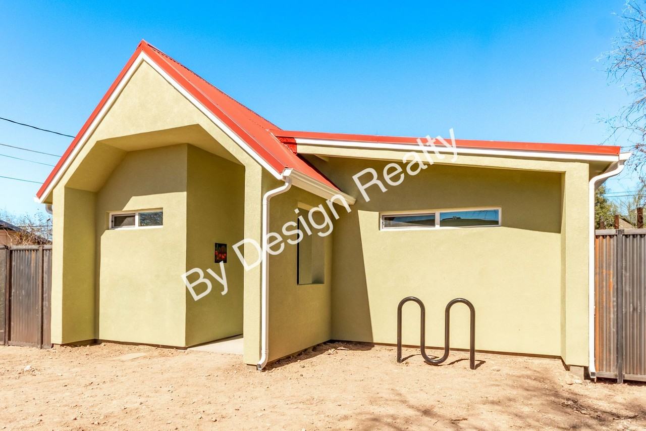 615 E Helen St #3 - Photo 4 of 22