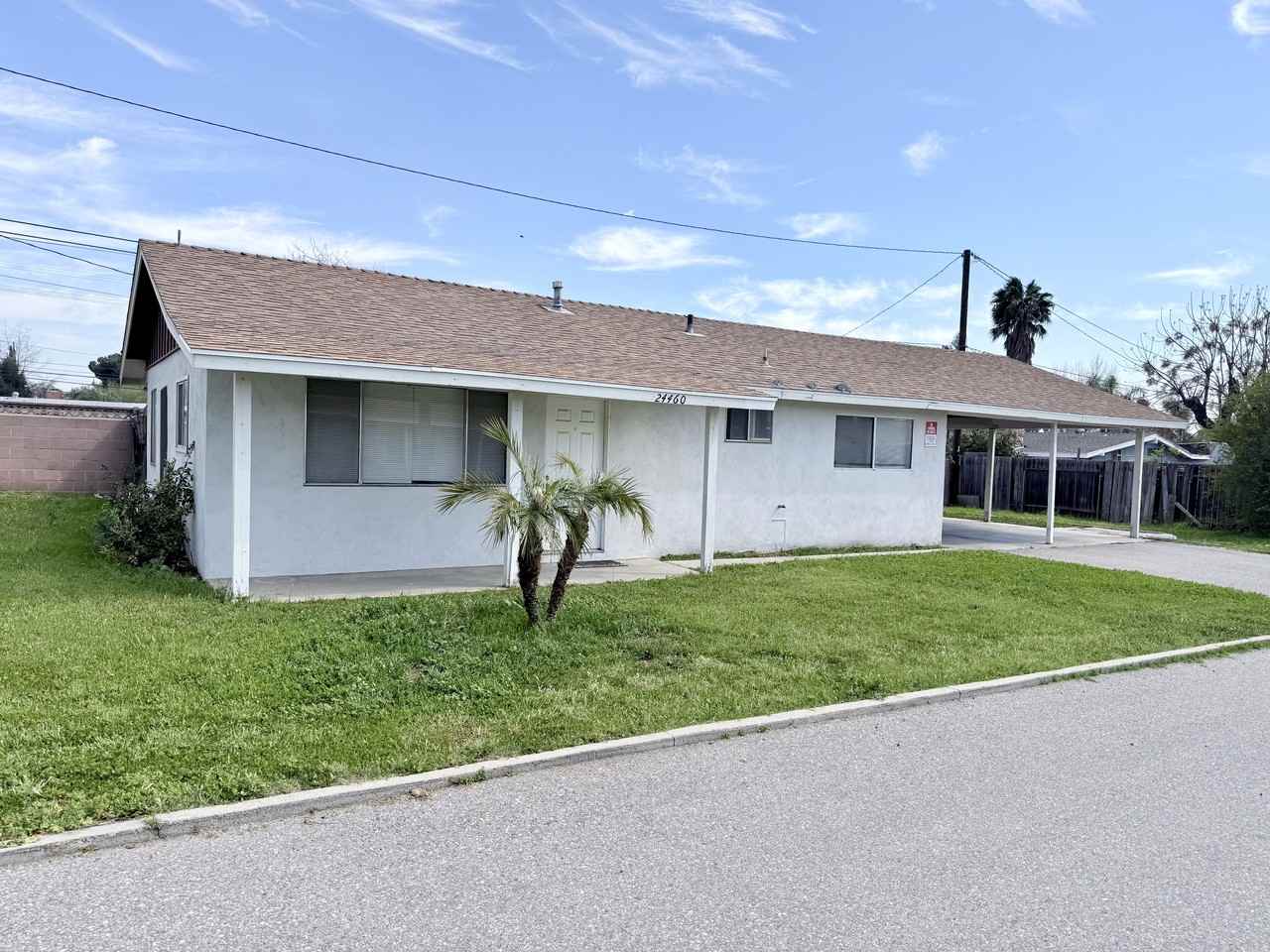 24460 Myers Ave - Photo 2 of 27