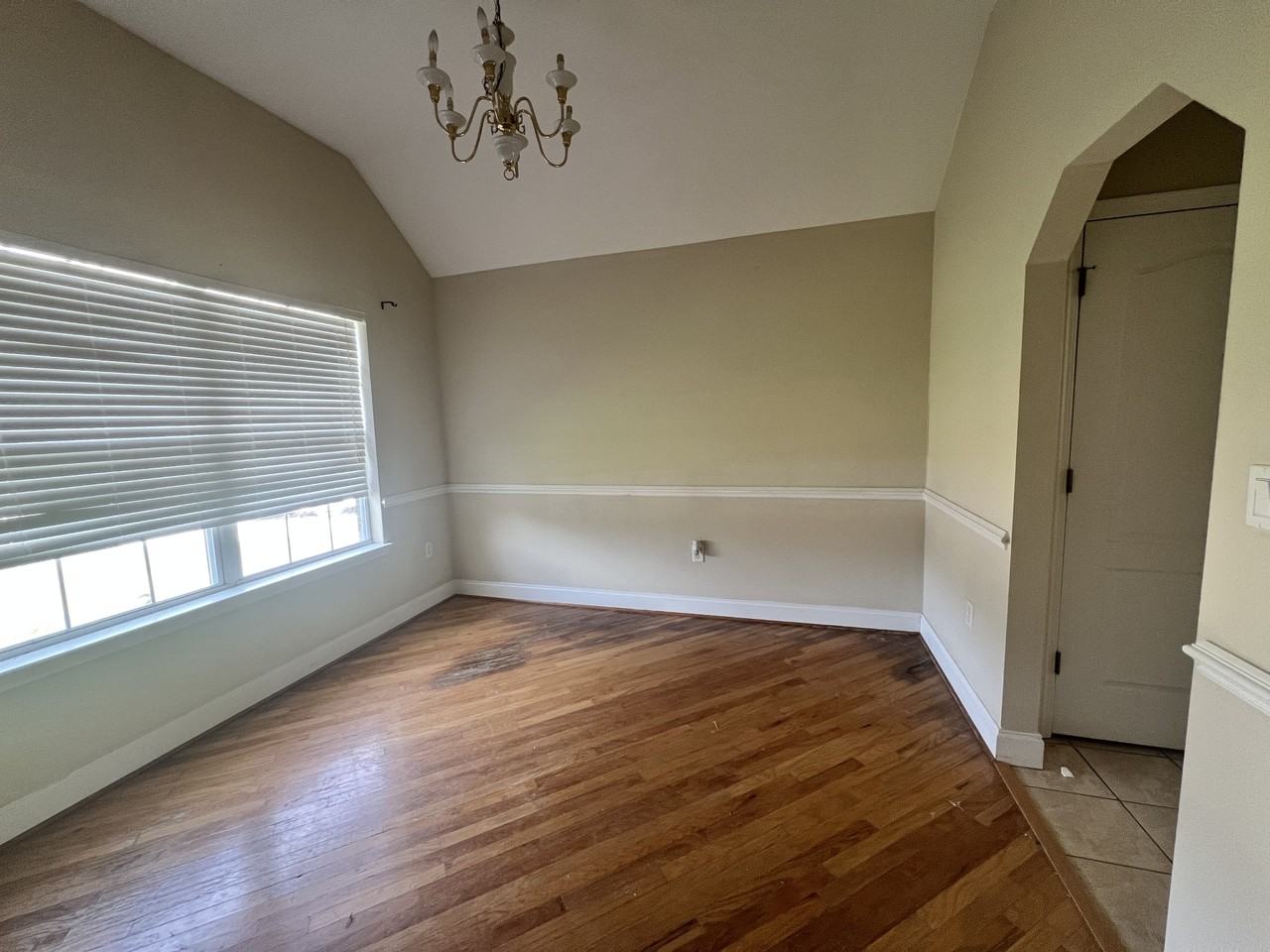 215 Southgate Dr #355 - Photo 4 of 13