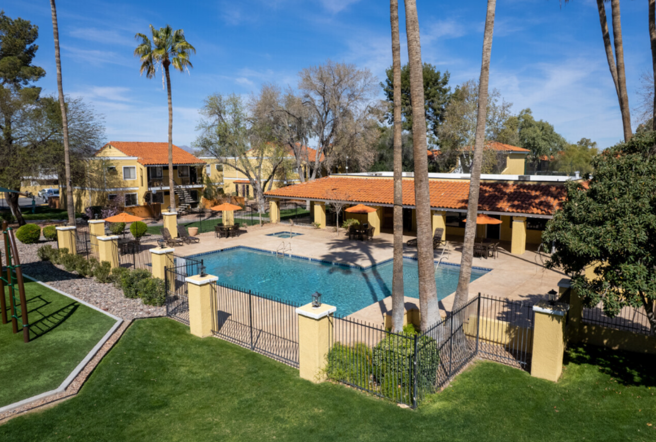 El Conquistador - Photo 4 of 50