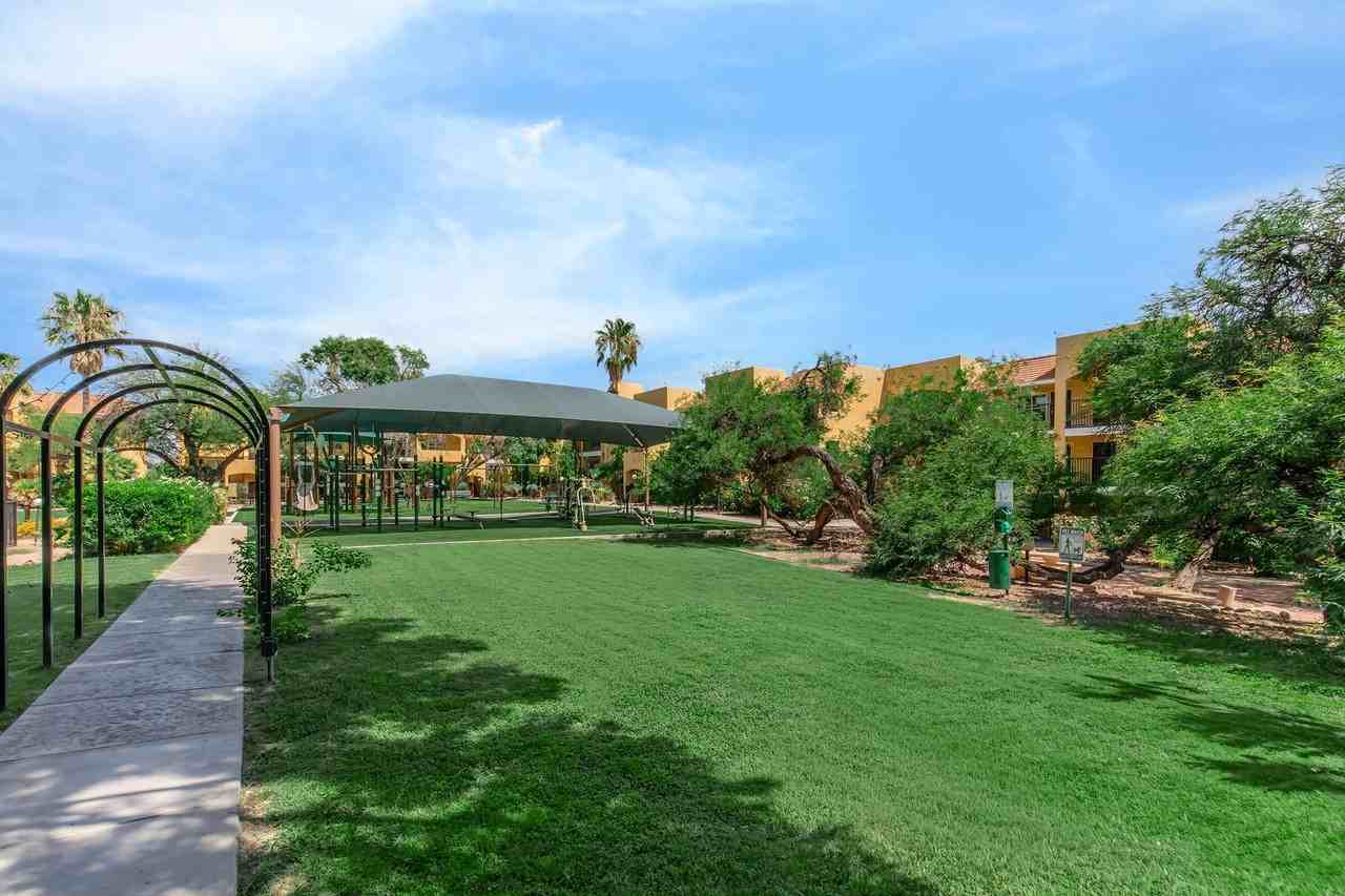 Huntington Park - Photo 5 of 50