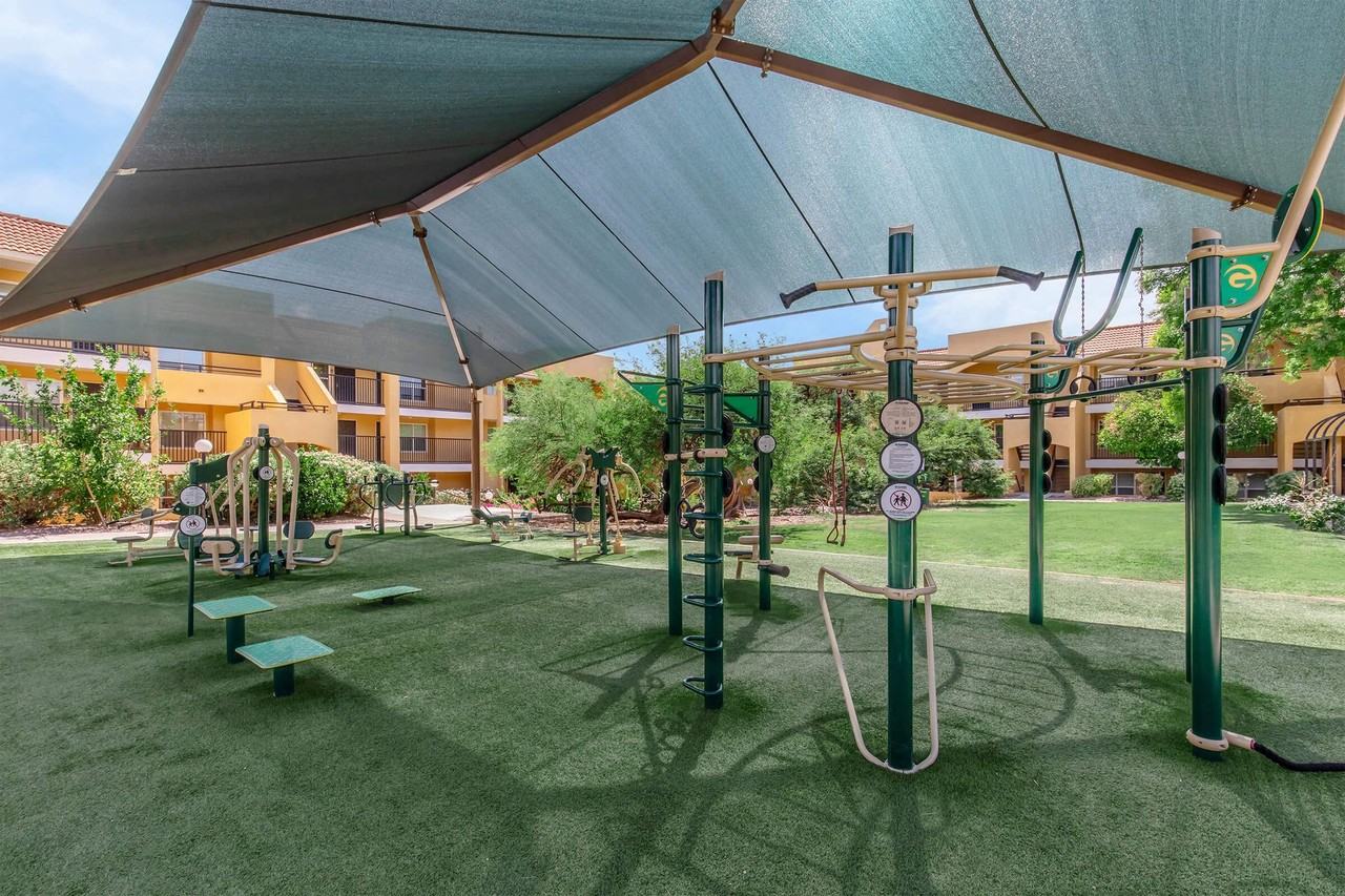 Huntington Park - Photo 7 of 50