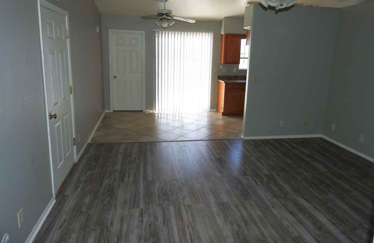 3776 N Egar Rd - Photo 2 of 30