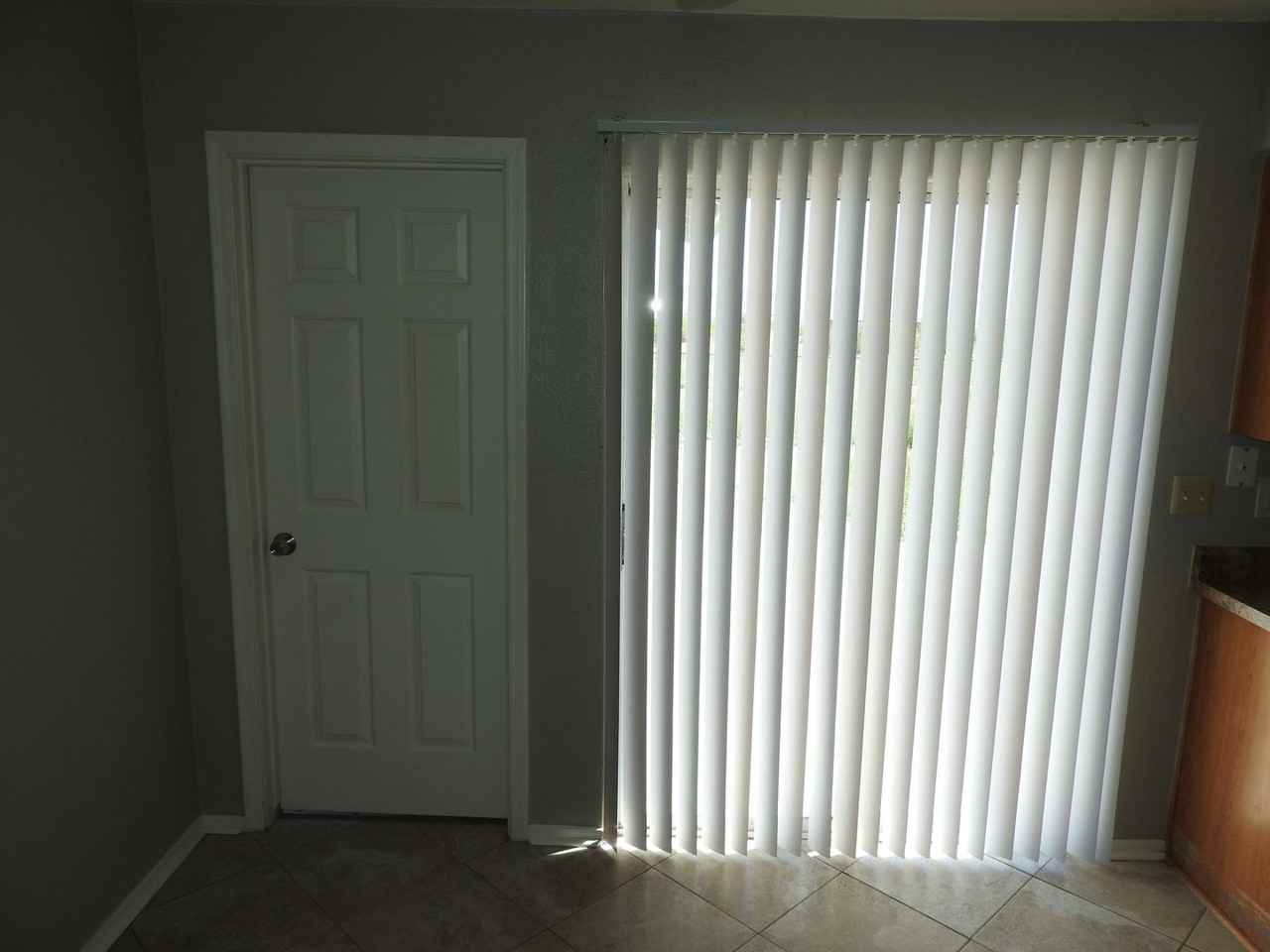 3776 N Egar Rd - Photo 7 of 30