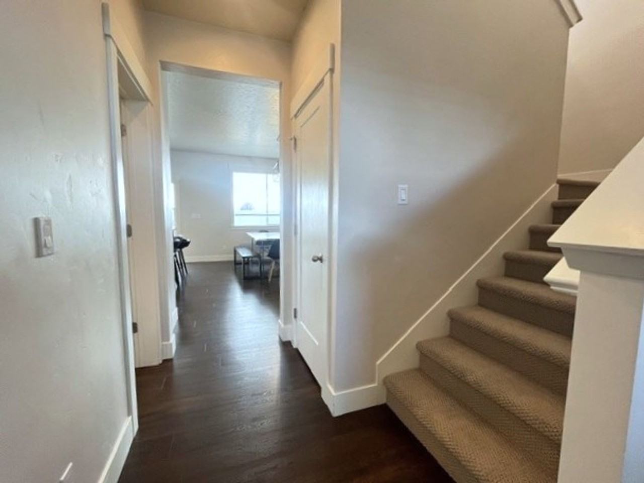 2036 N Thorndale Ave - Photo 6 of 34