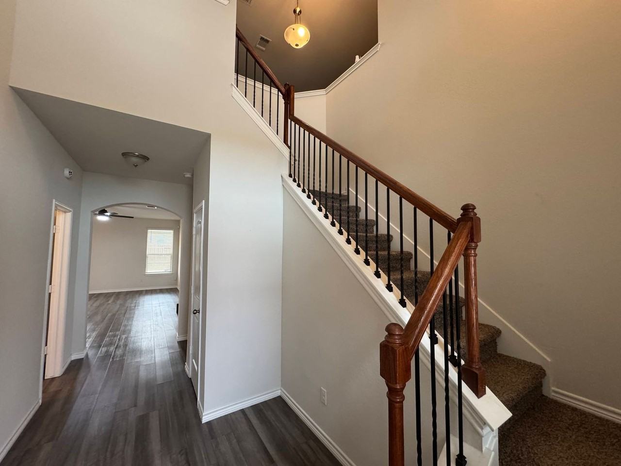 6149 Lavaca Dr - Photo 2 of 42