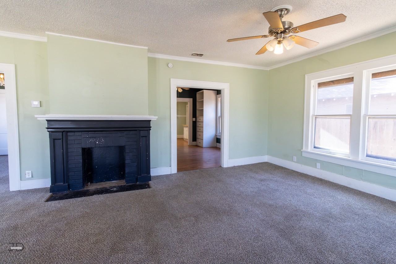 2139 Avenue F #1 - Photo 3 of 18