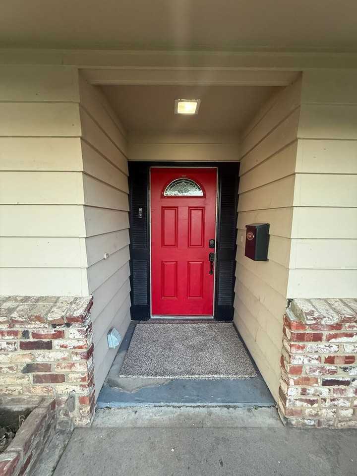3301 Churchill Rd - Photo 2 of 13