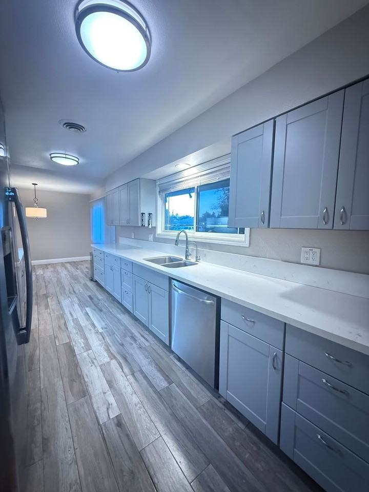 3301 Churchill Rd - Photo 3 of 13