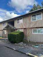 featured image of 742 32nd Ave Se #8