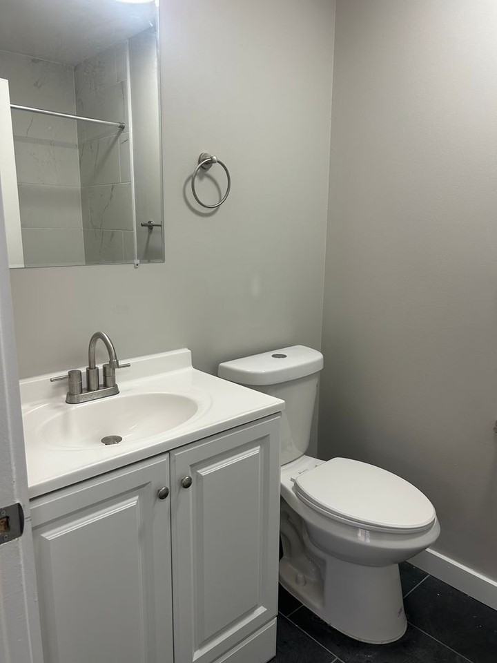 Austin Manor Apartments - Photo 3 of 48