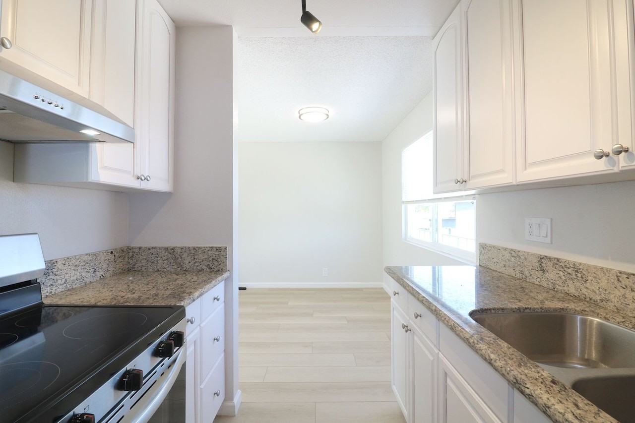 Clairemont Mesa Boulevard - Photo 4 of 37