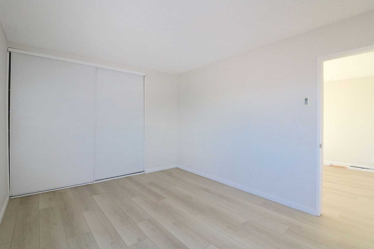 Clairemont Mesa Boulevard - Photo 7 of 37