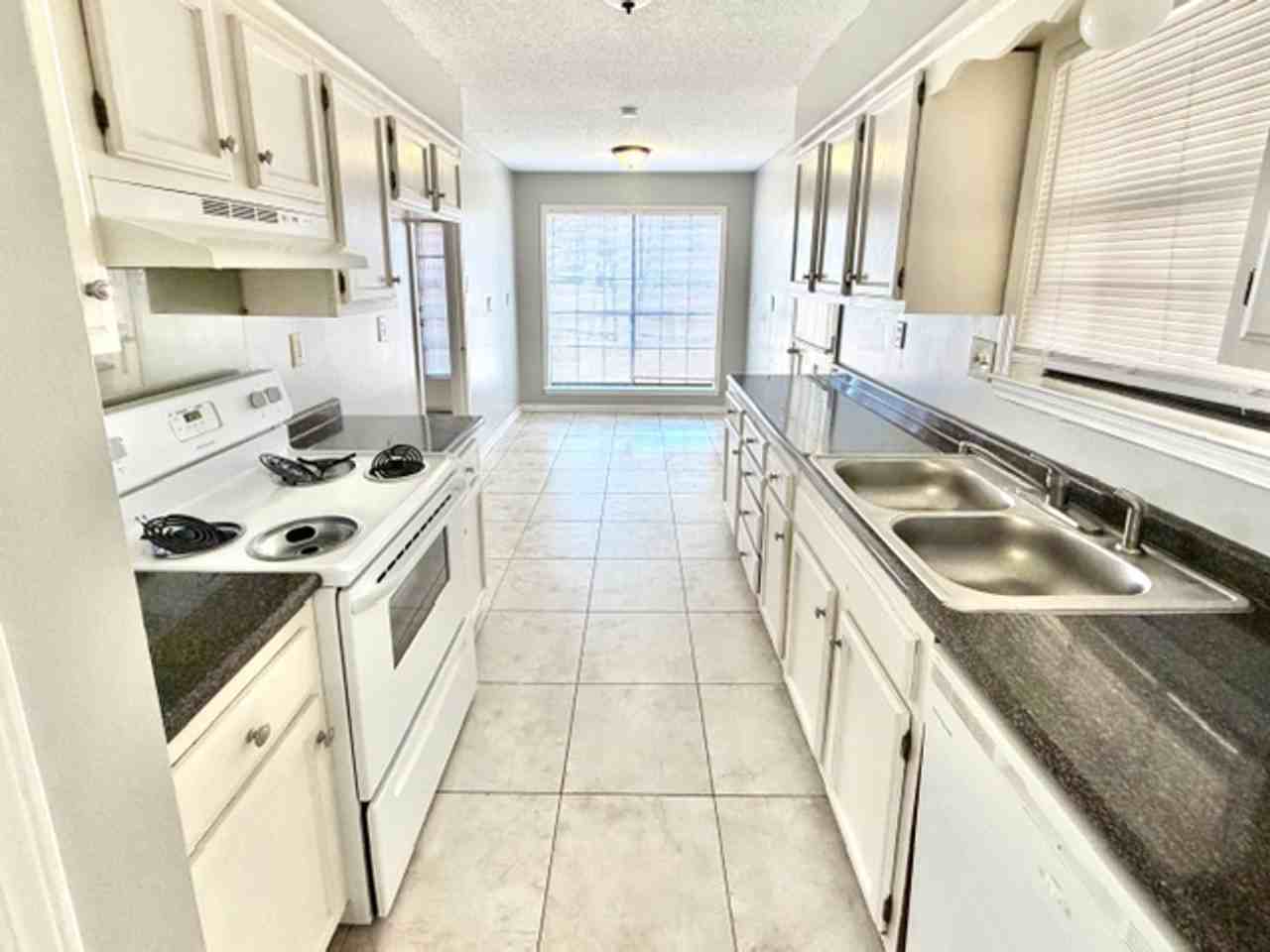 2156 Tramway Pl - Photo 6 of 16