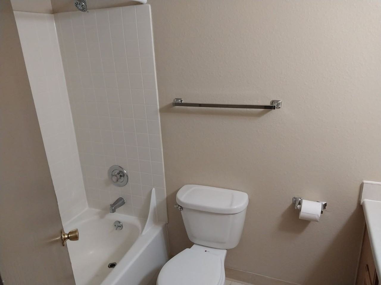 345 N 5th St ##49 - Photo 5 of 6