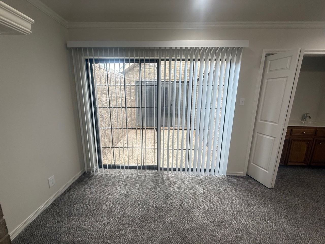 206 Cambridge Rd - Photo 4 of 45