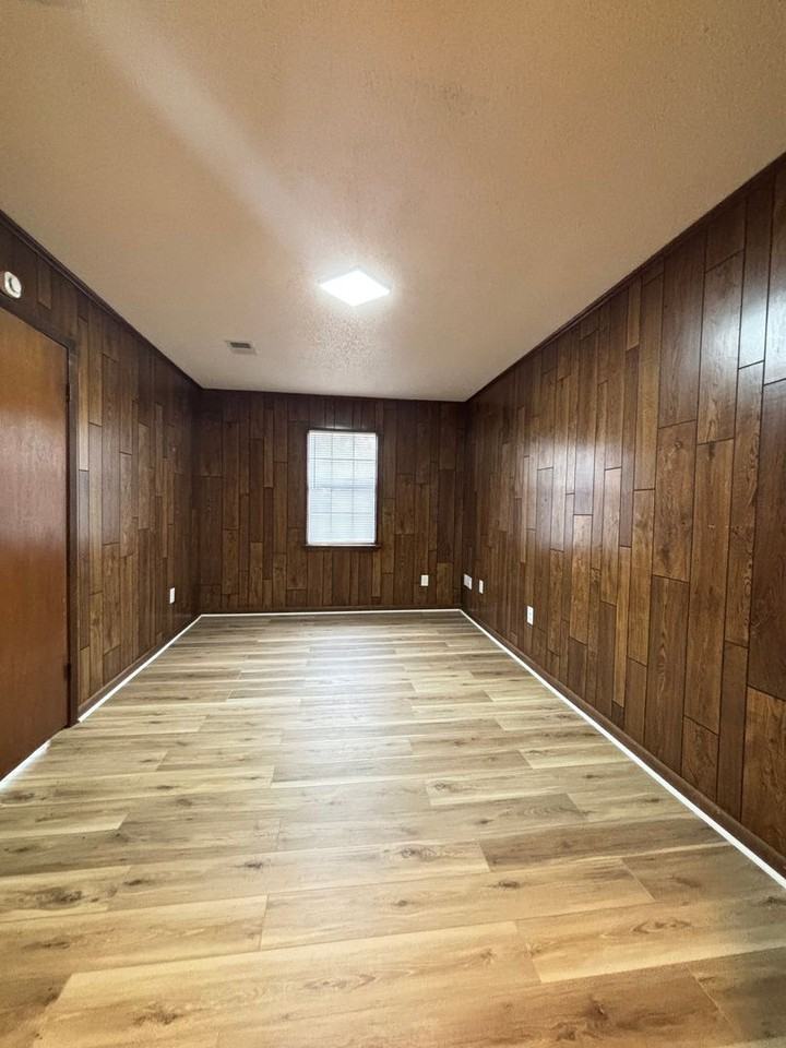 505 W Conway St - Photo 3 of 9