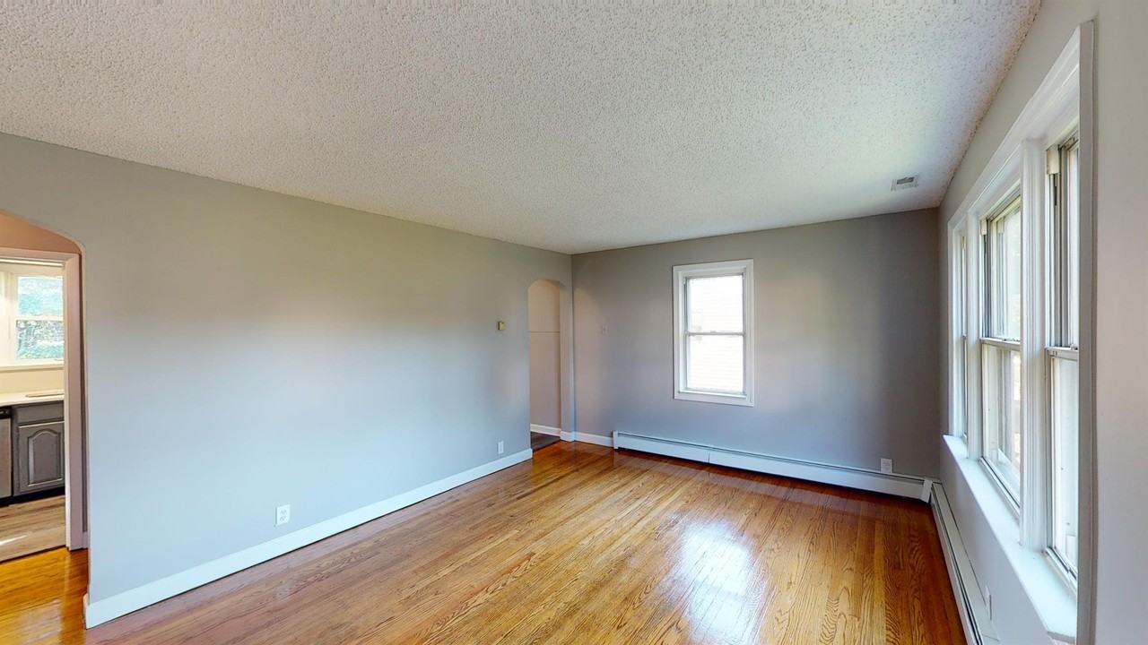 505 W Brooke Ave #1 - Photo 6 of 10