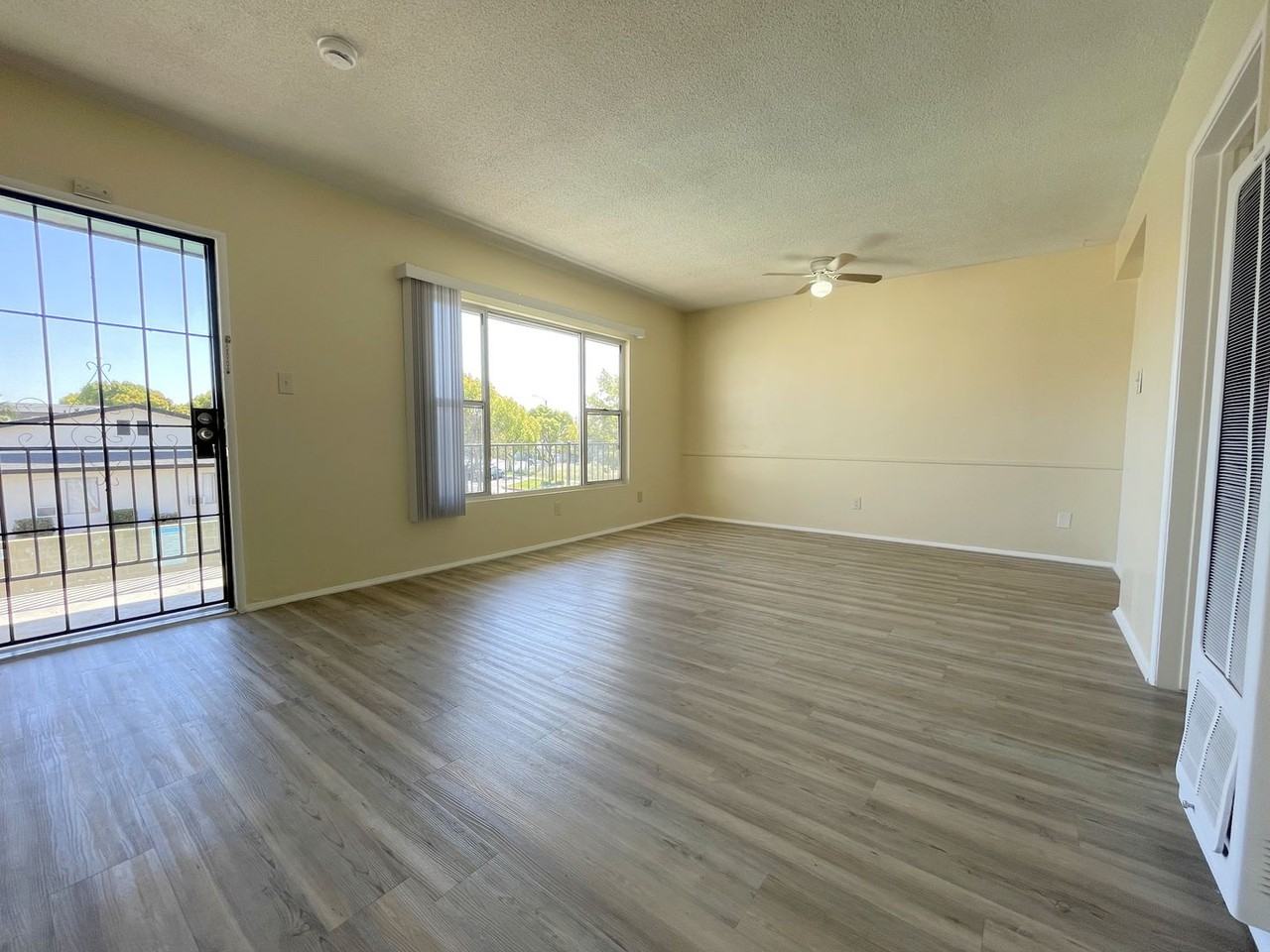 1248 W Stoneridge Ct - Photo 7 of 13