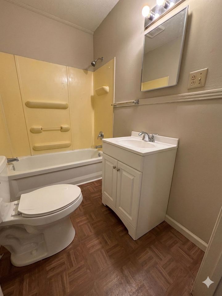 68 Monroe Ave - Photo 6 of 6