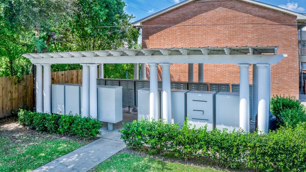 City Heights Garden Lane - Photo 6 of 29