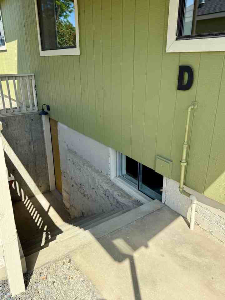 0121 27th St #D - Photo 3 of 11