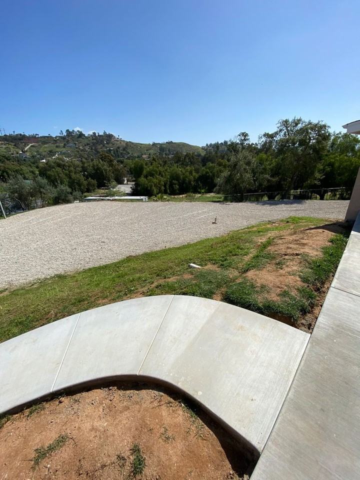 11830 Lakeside Ave - Photo 3 of 19