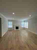 featured image of 634 N El Camino Real