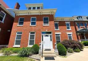 featured image of 1219 Maine St