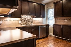 featured image of 5125 Walnut St