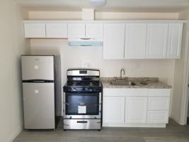 featured image of 402 402 Orange Avenue│1209-1211 E. 4th Street