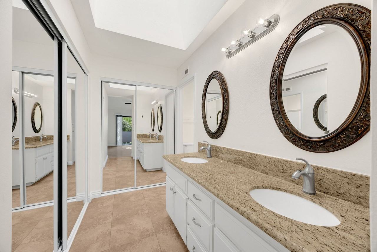 514 Blue Water Ln #155 - Photo 7 of 28