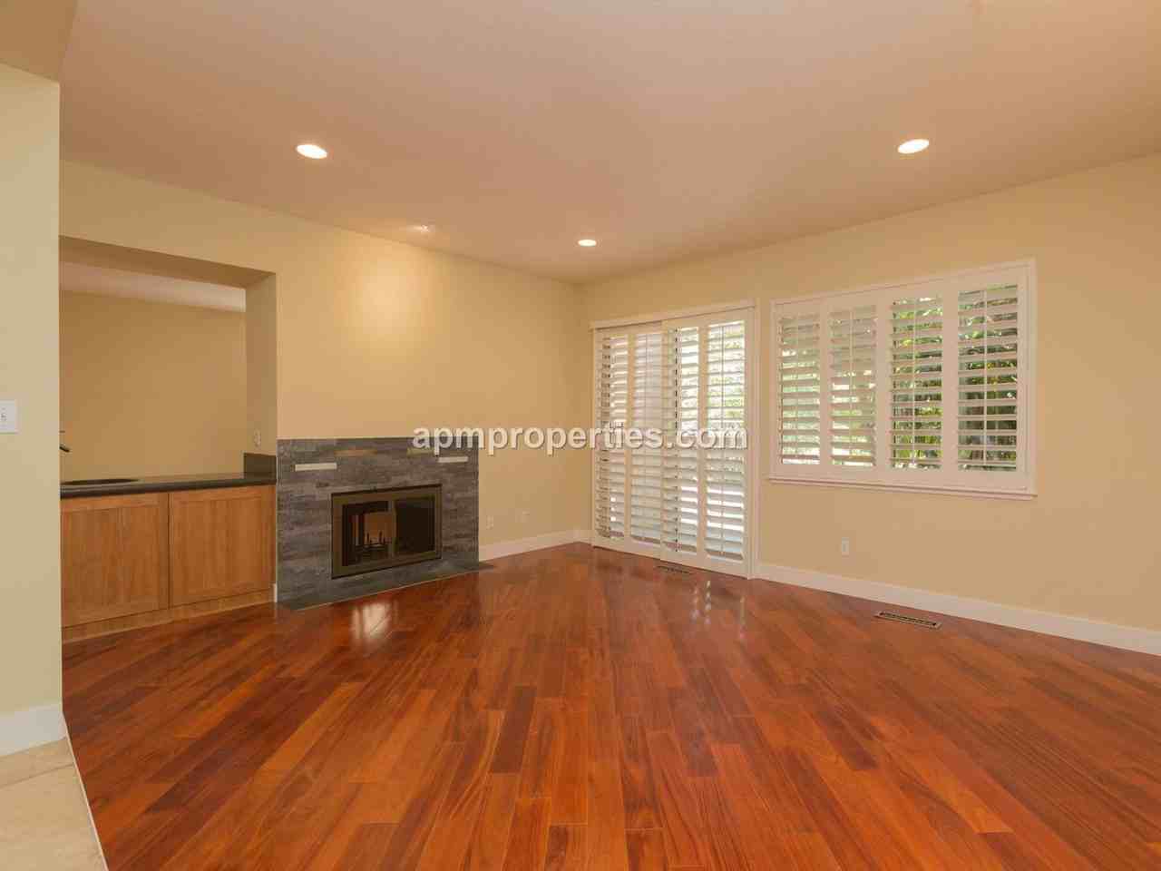 2040 Canyon Lakes Dr - Photo 6 of 21