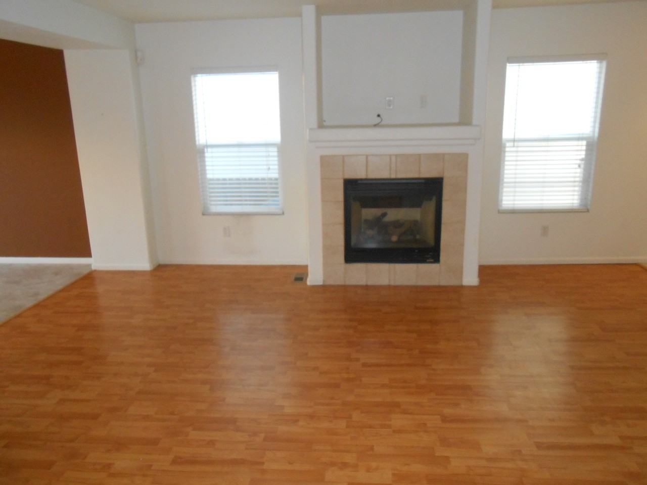 1825 Elk Springs St - Photo 3 of 16