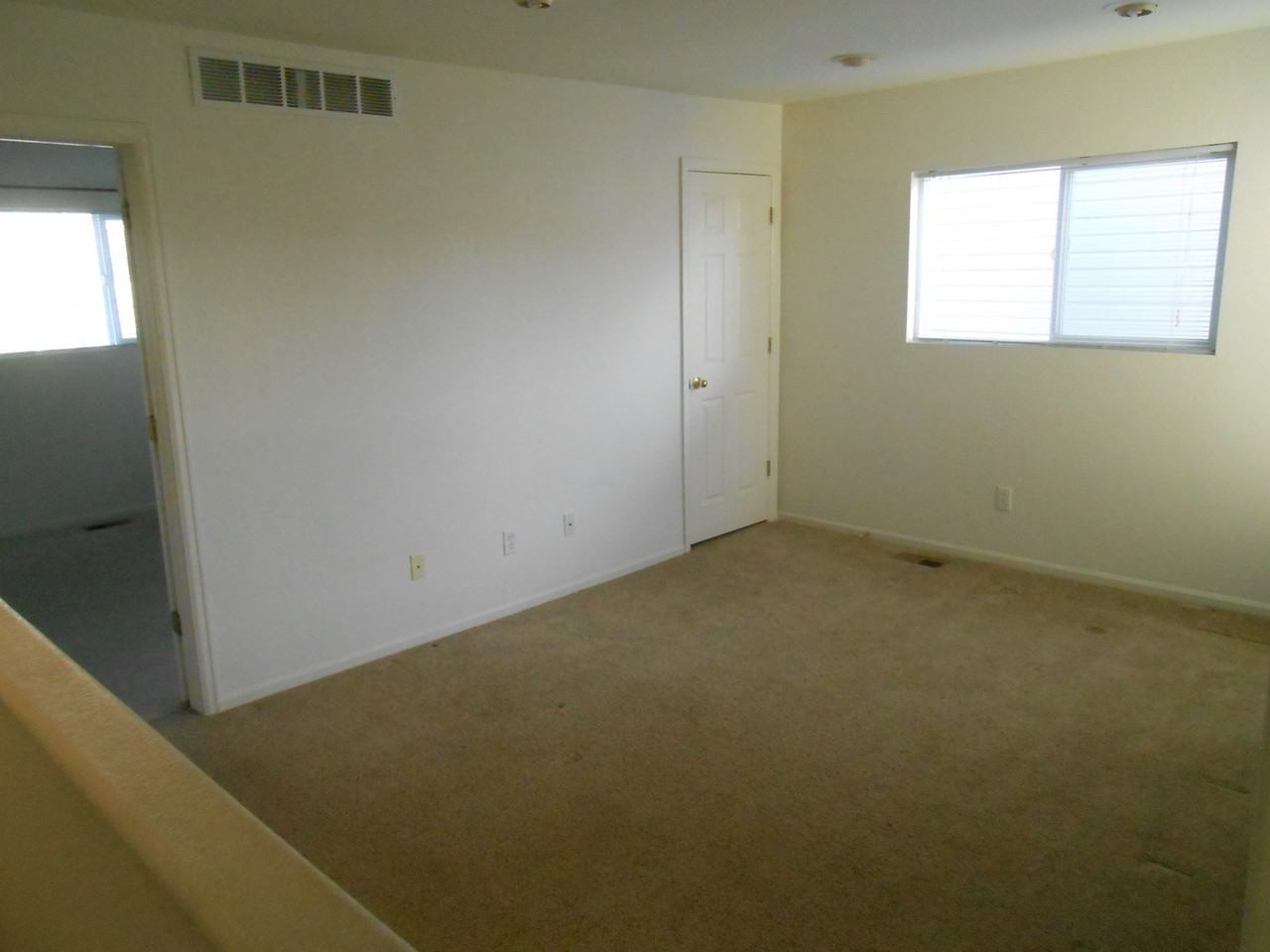 1825 Elk Springs St - Photo 6 of 16