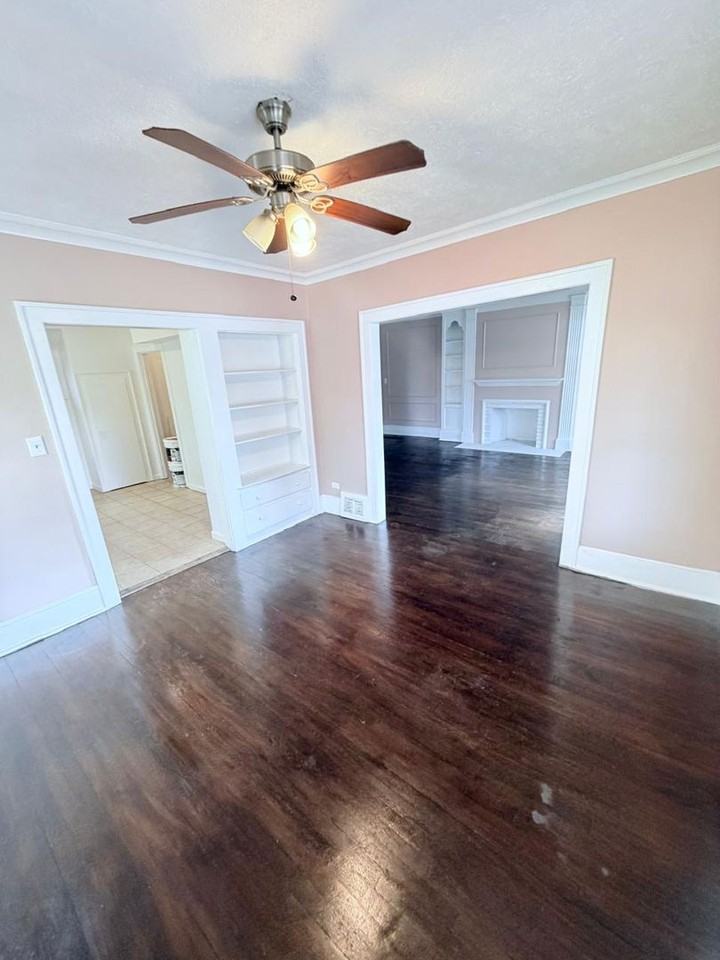 947 Dresden Rd - Photo 7 of 40