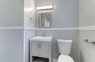 featured image of 1203 E 57th St