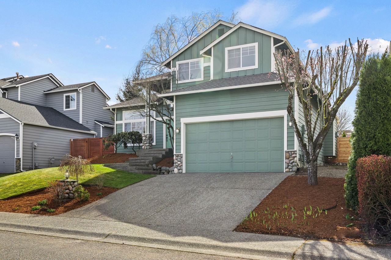 22619 Se 279th St - Photo 2 of 32