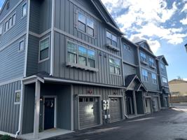 featured image of 1201 1201 & 1205  32nd Street