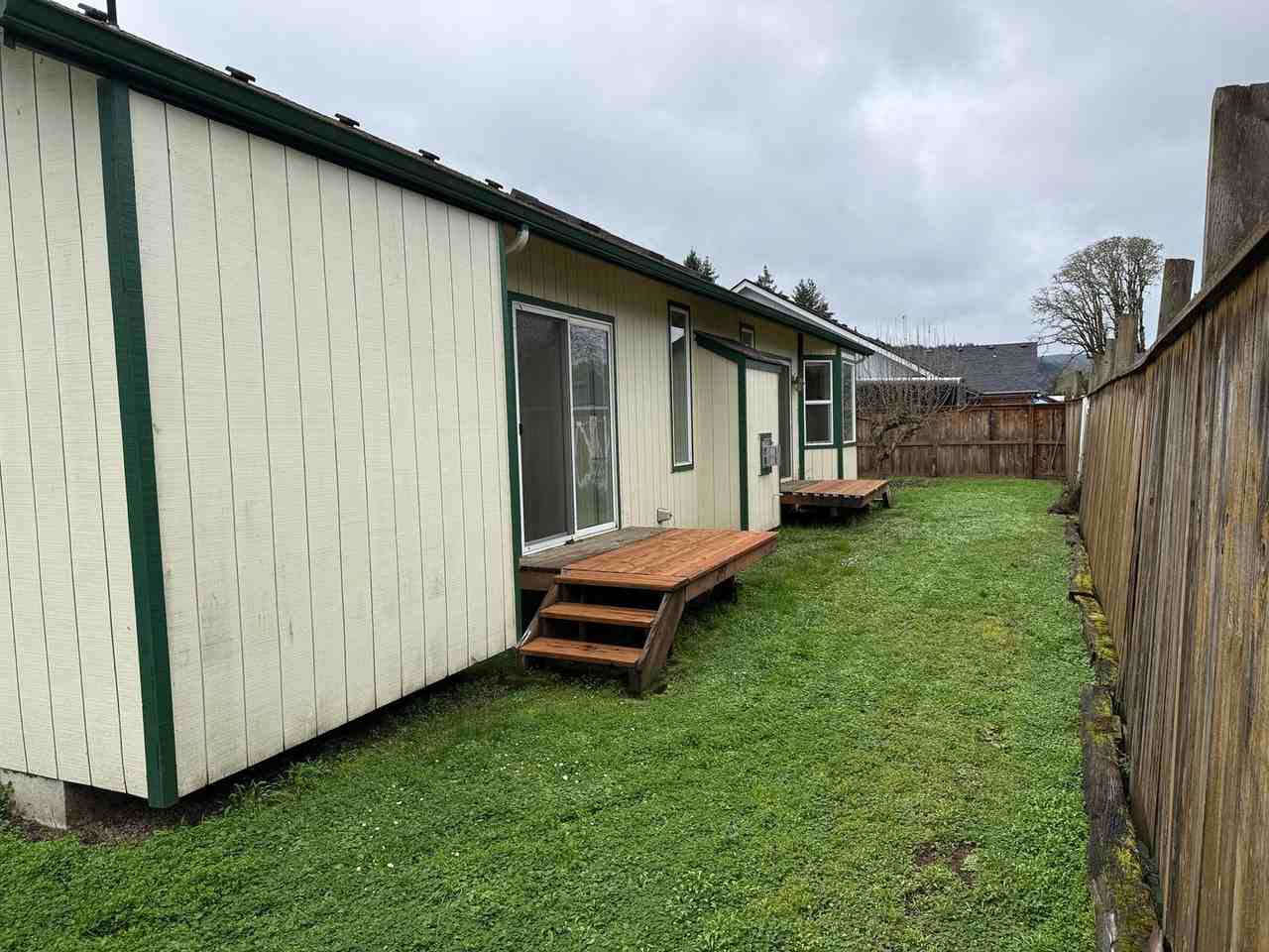 1310 Daugherty Ave - Photo 4 of 43