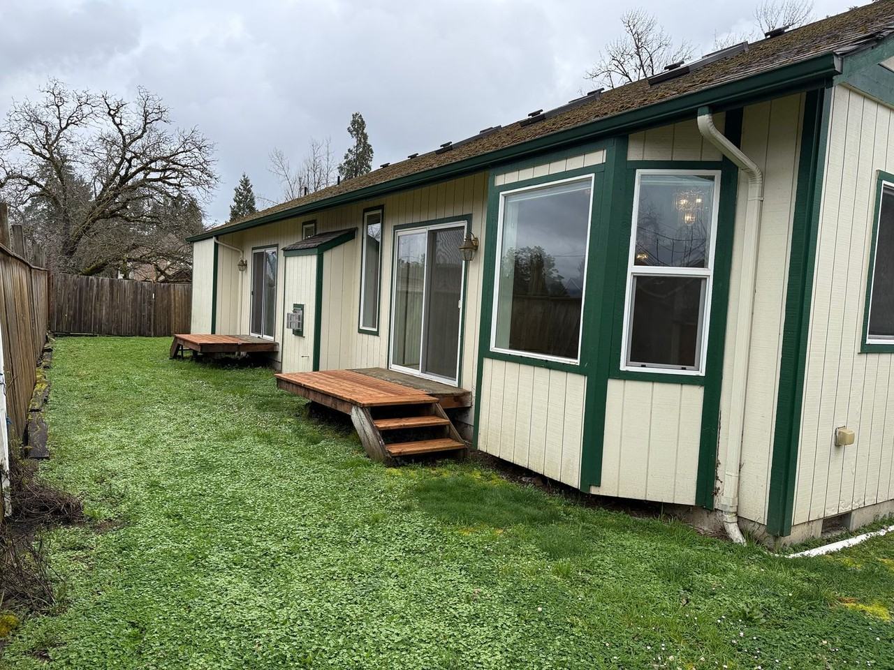 1310 Daugherty Ave - Photo 5 of 43