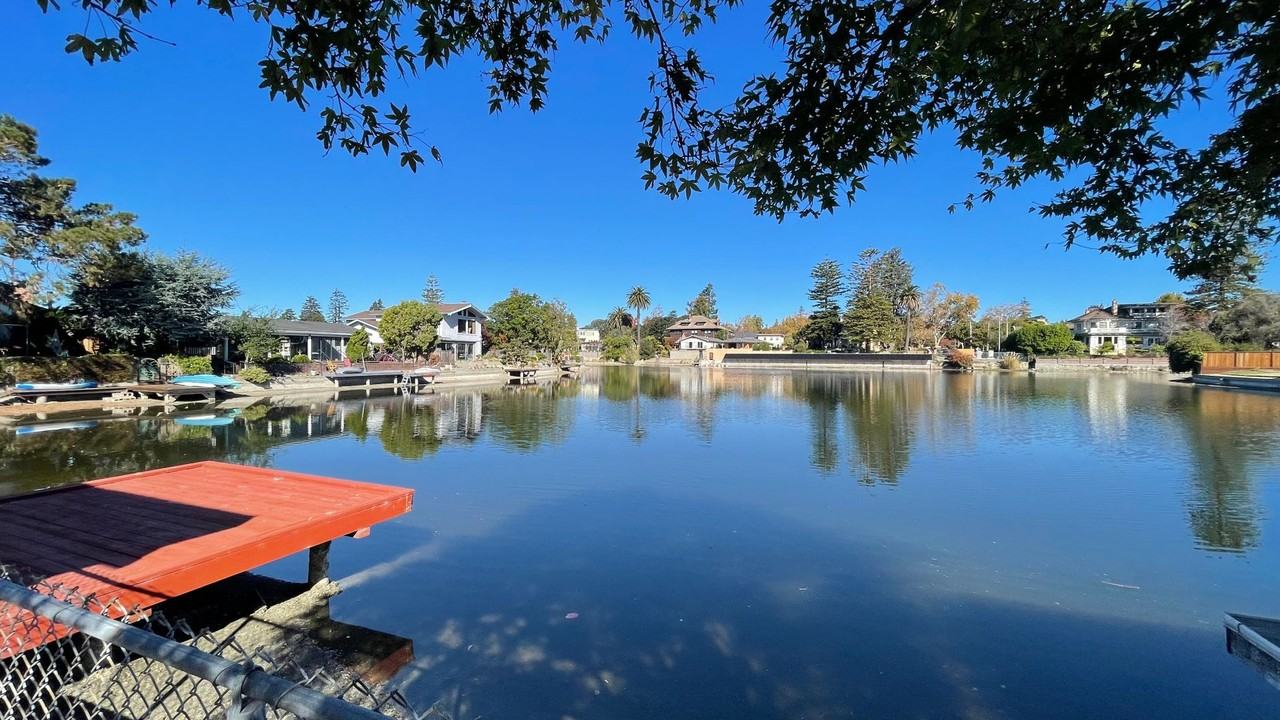 1213 Otis Dr - Photo 2 of 26