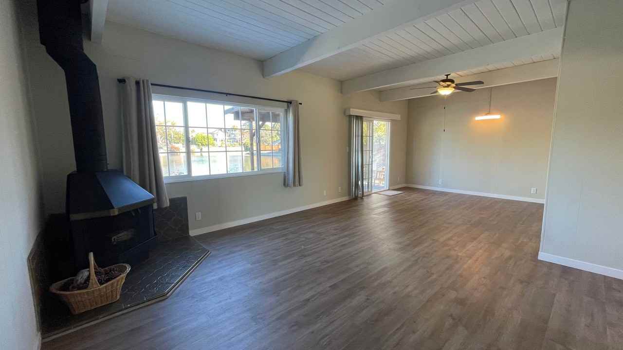 1213 Otis Dr - Photo 7 of 26