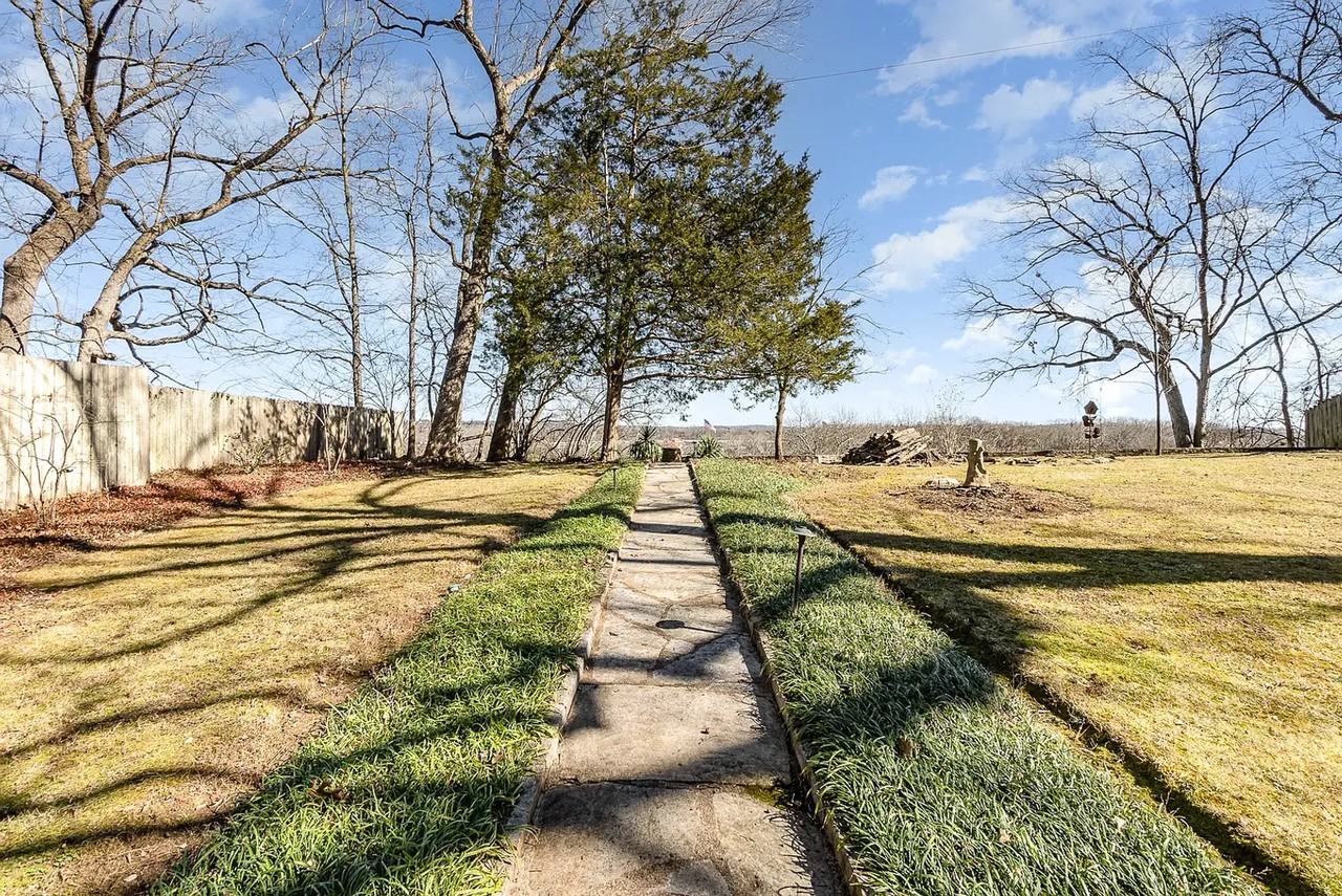 4304 Brush Hill Rd - Photo 7 of 15