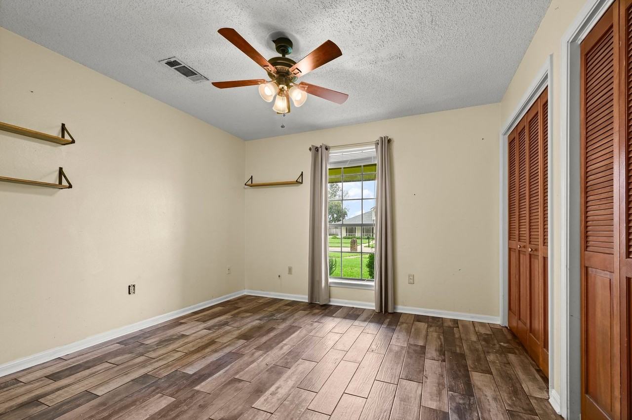 12515 Parktrail Ave - Photo 7 of 21